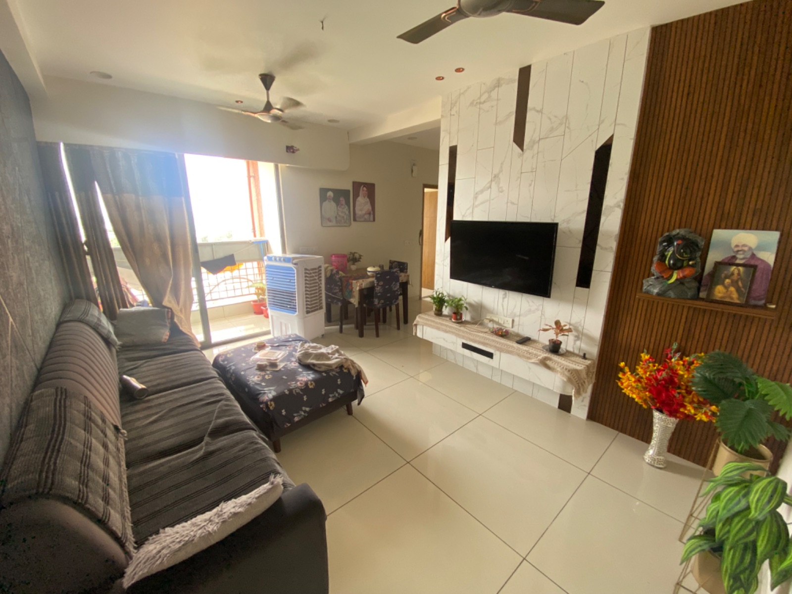 Apartment / Flat for sale in Ahmedabad